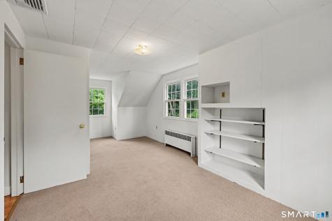 9 Old State Road Oxford CT 06478