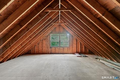 9 Old State Road Oxford CT 06478