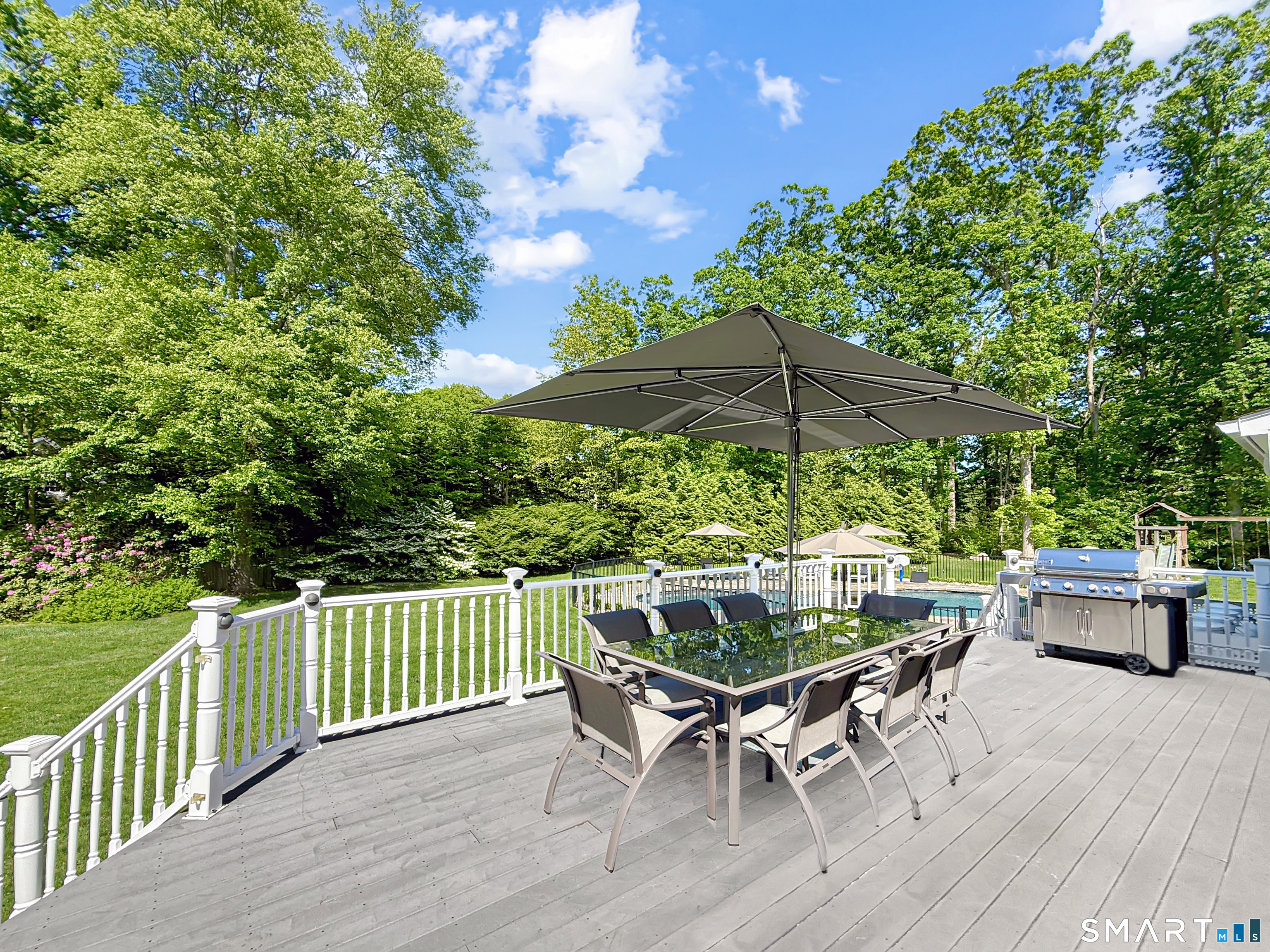 17 Danforth Drive New Canaan CT 06840