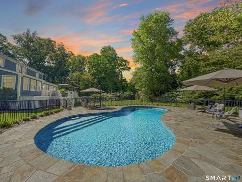 17 Danforth Drive New Canaan CT 06840