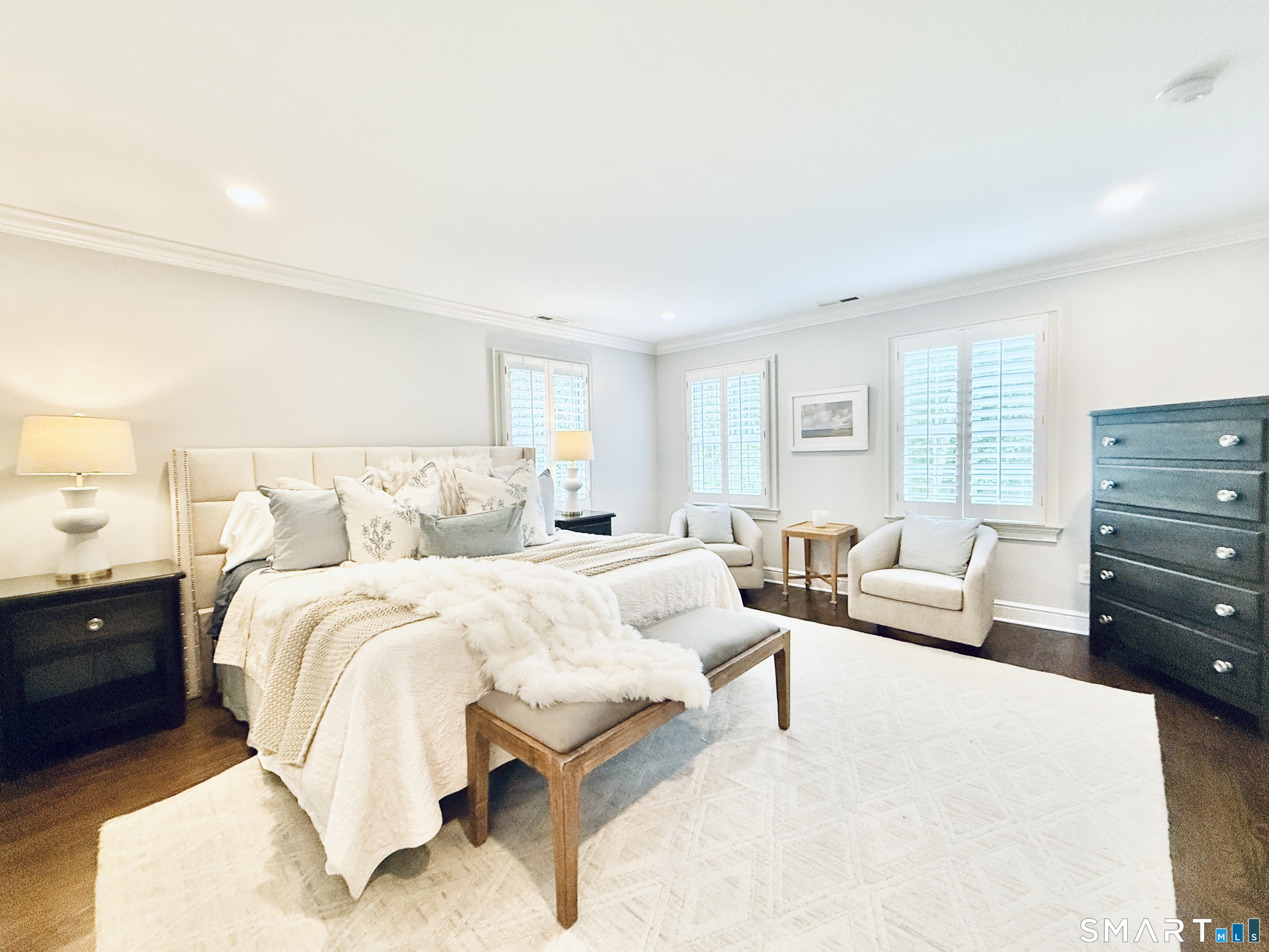 17 Danforth Drive New Canaan CT 06840