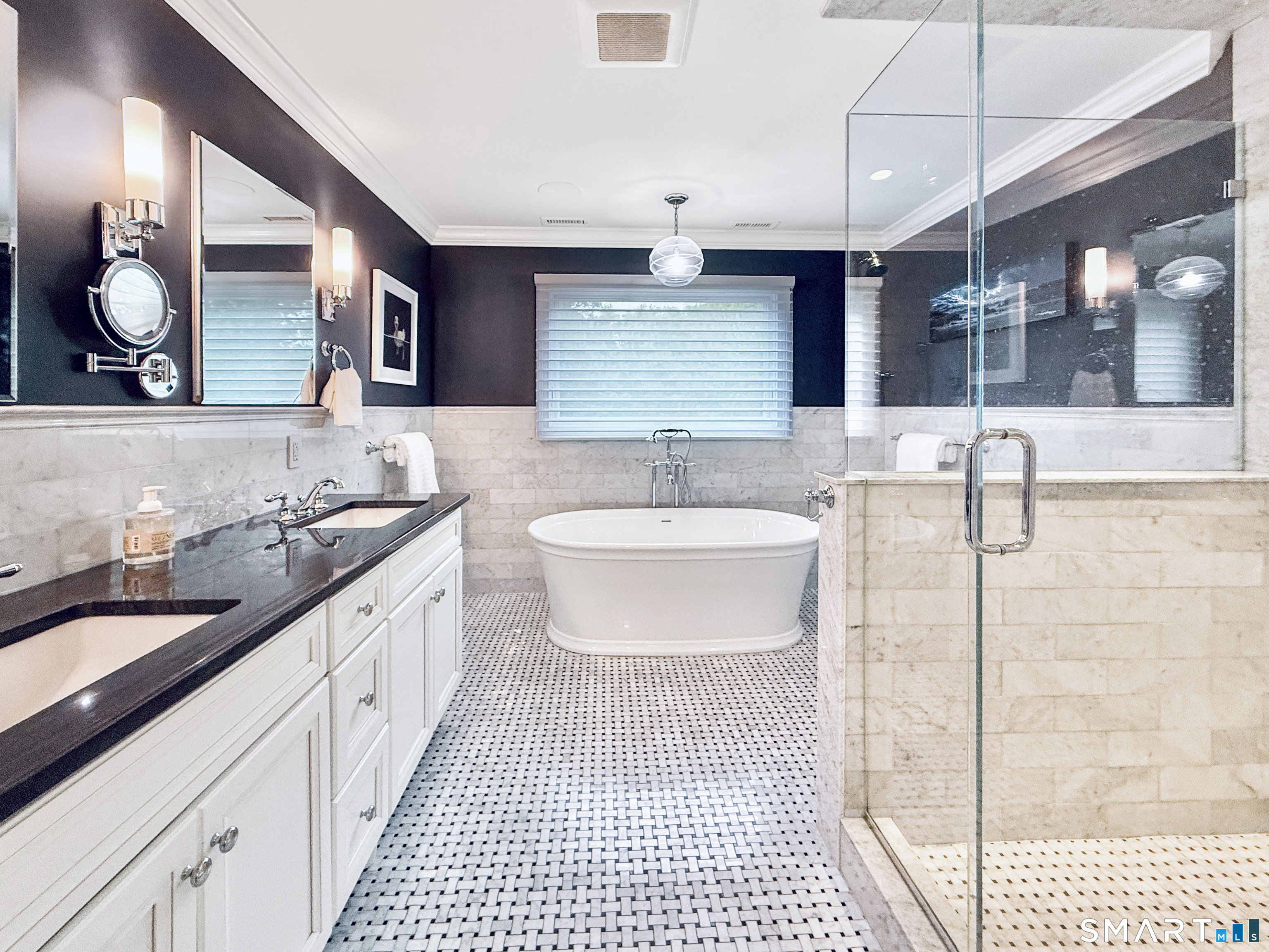 17 Danforth Drive New Canaan CT 06840