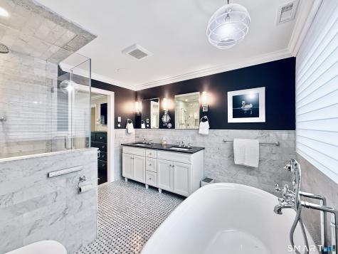 17 Danforth Drive New Canaan CT 06840