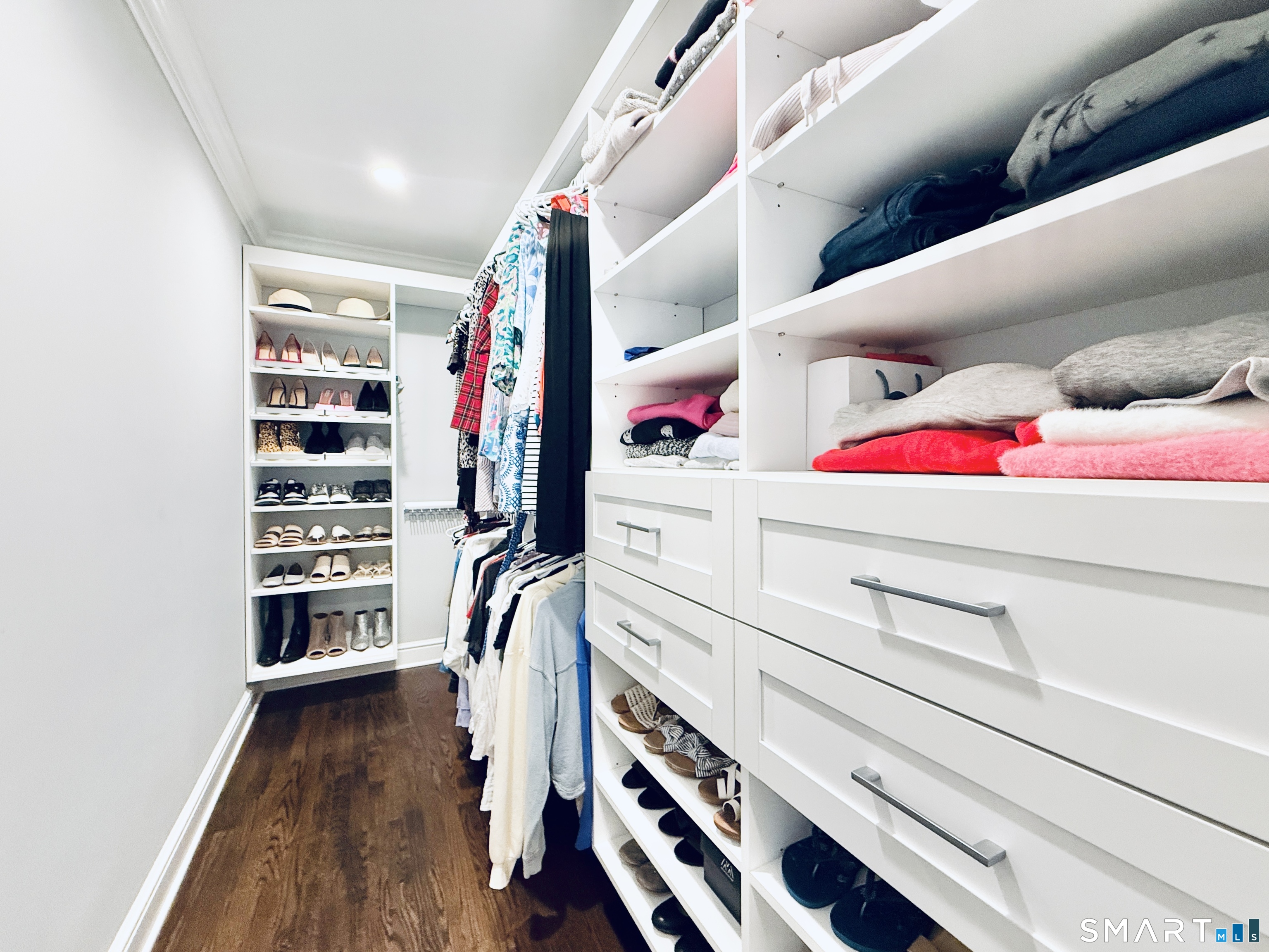 17 Danforth Drive New Canaan CT 06840