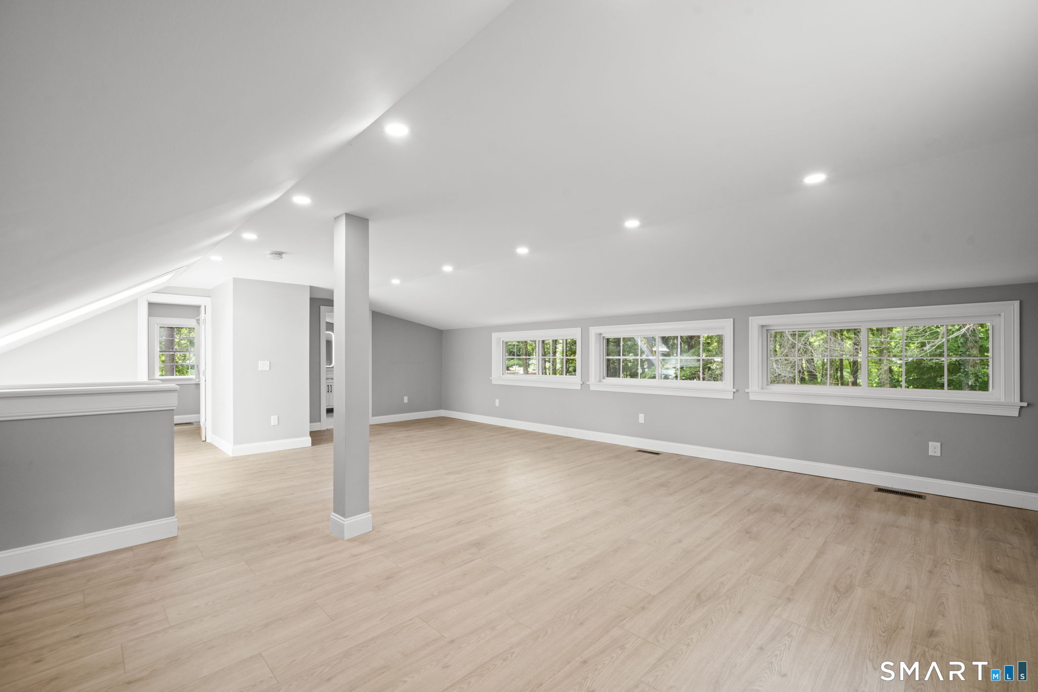 537 Bushy Hill Road Simsbury CT 06070