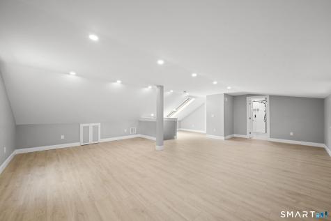 537 Bushy Hill Road Simsbury CT 06070