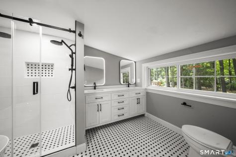 537 Bushy Hill Road Simsbury CT 06070