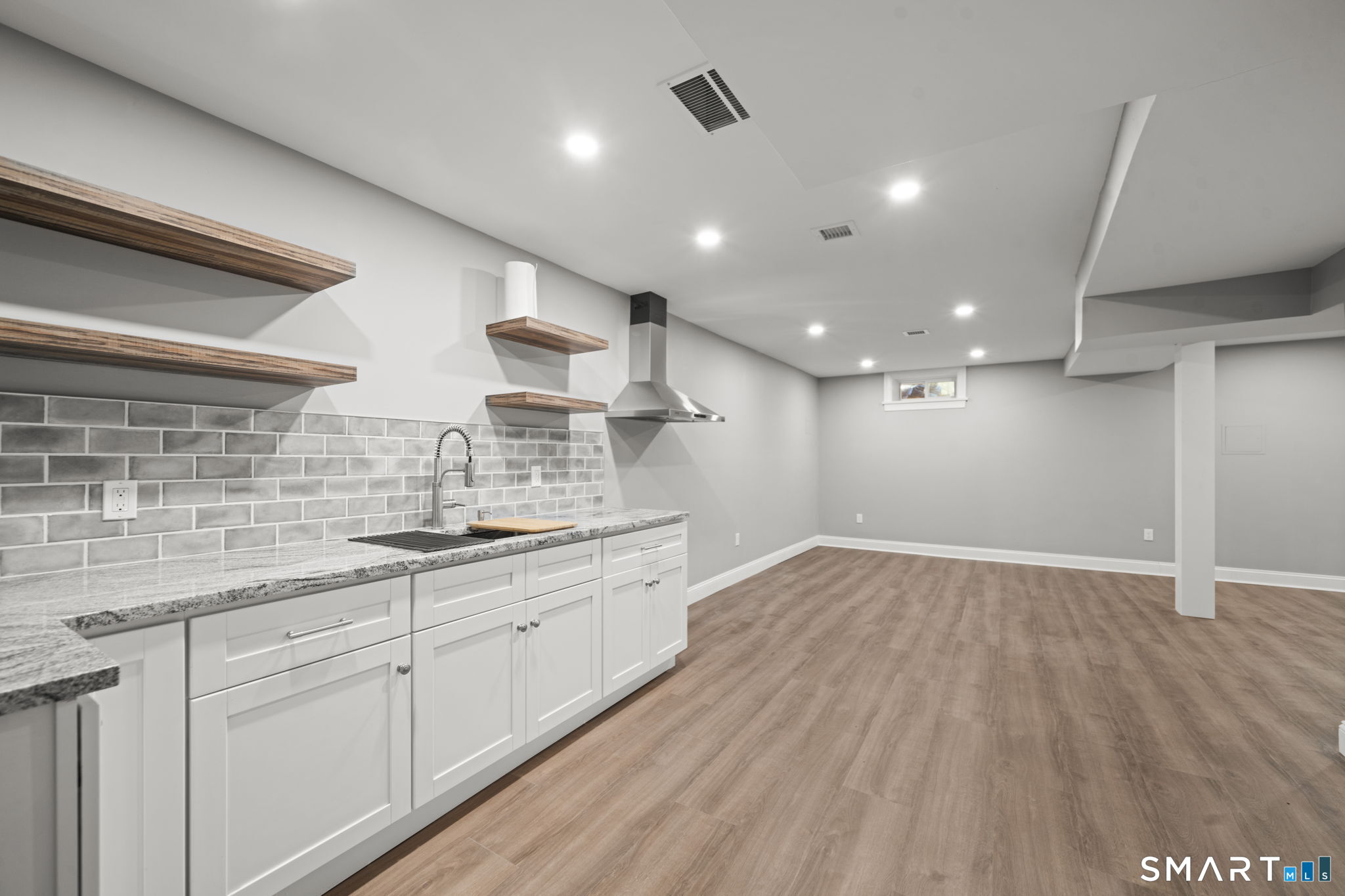 537 Bushy Hill Road Simsbury CT 06070