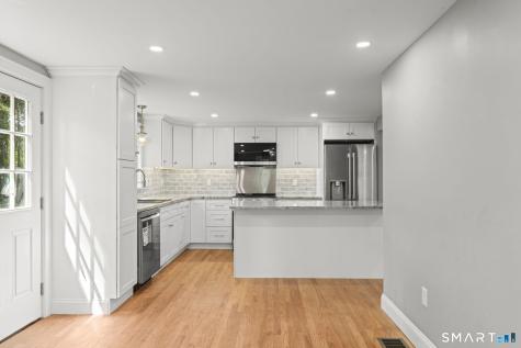 537 Bushy Hill Road Simsbury CT 06070