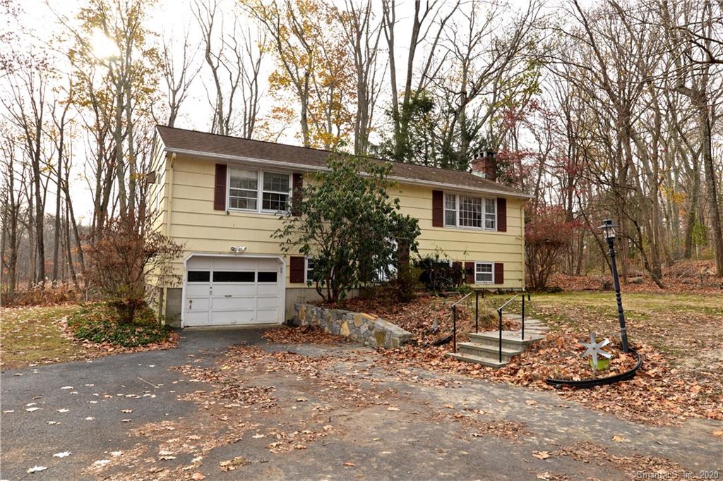 11 Old Lantern Road Danbury CT 06810