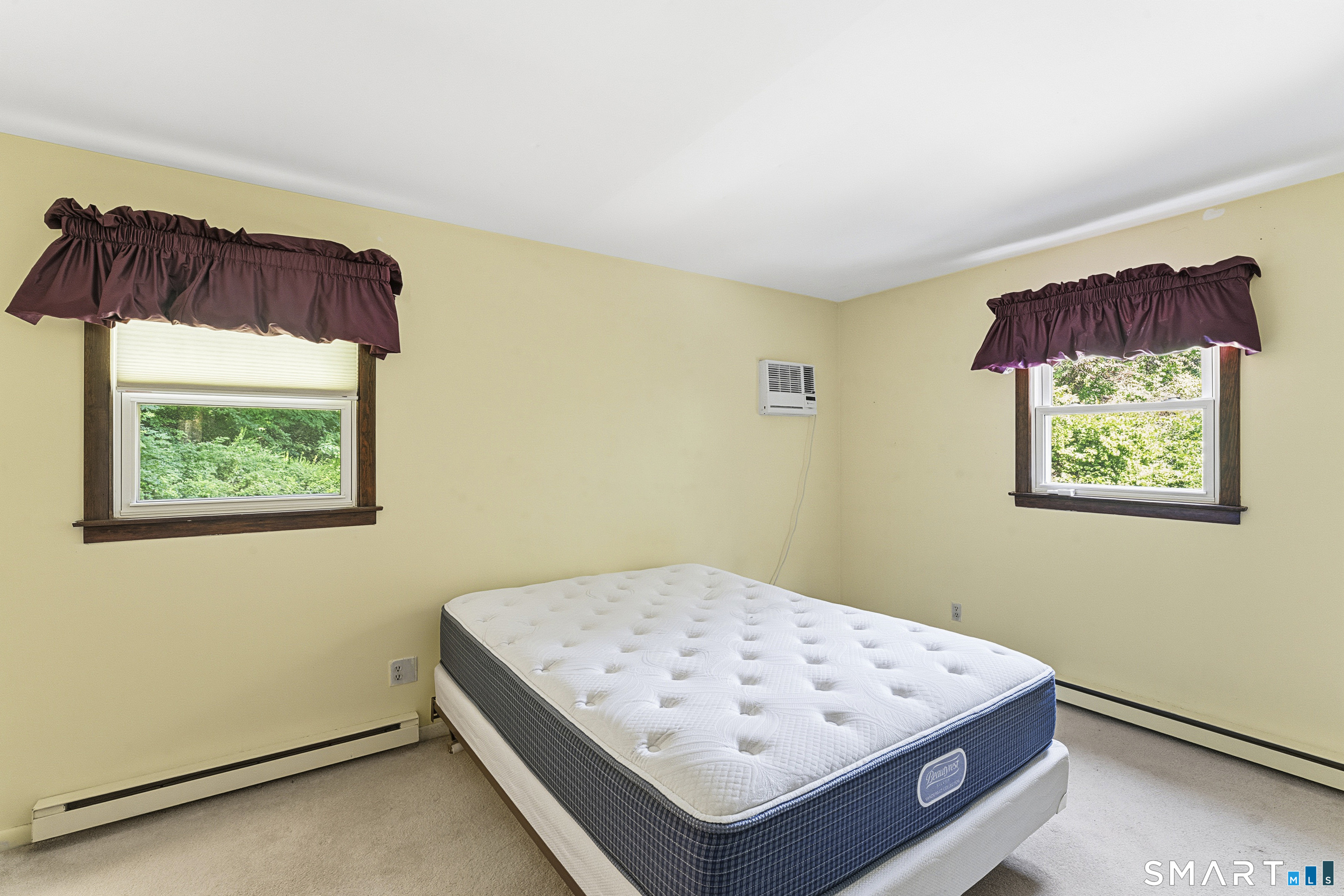 14 Saw Mill Road Newtown CT 06470