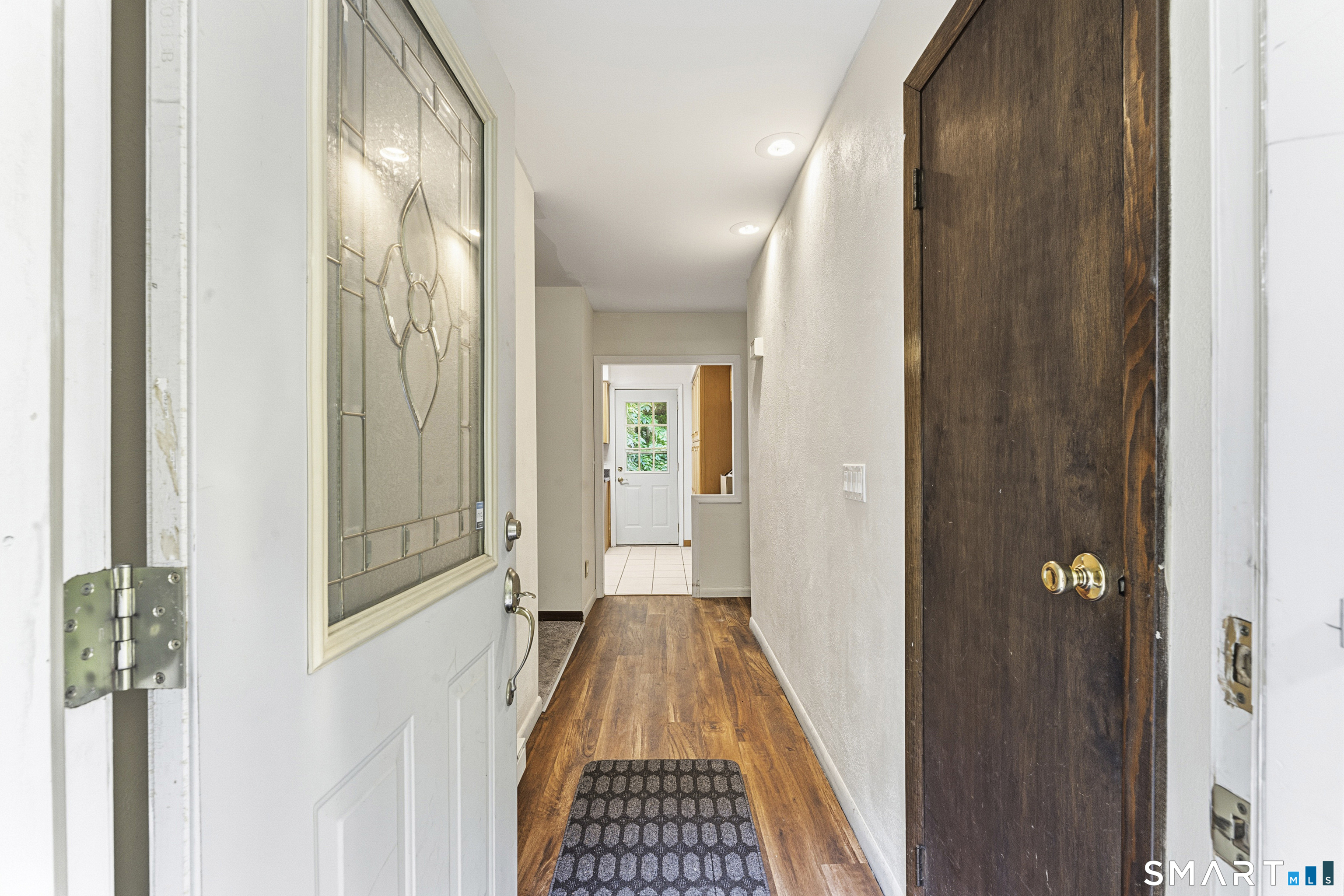 14 Saw Mill Road Newtown CT 06470