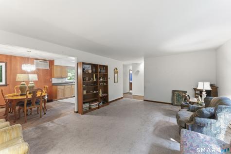 14 Saw Mill Road Newtown CT 06470