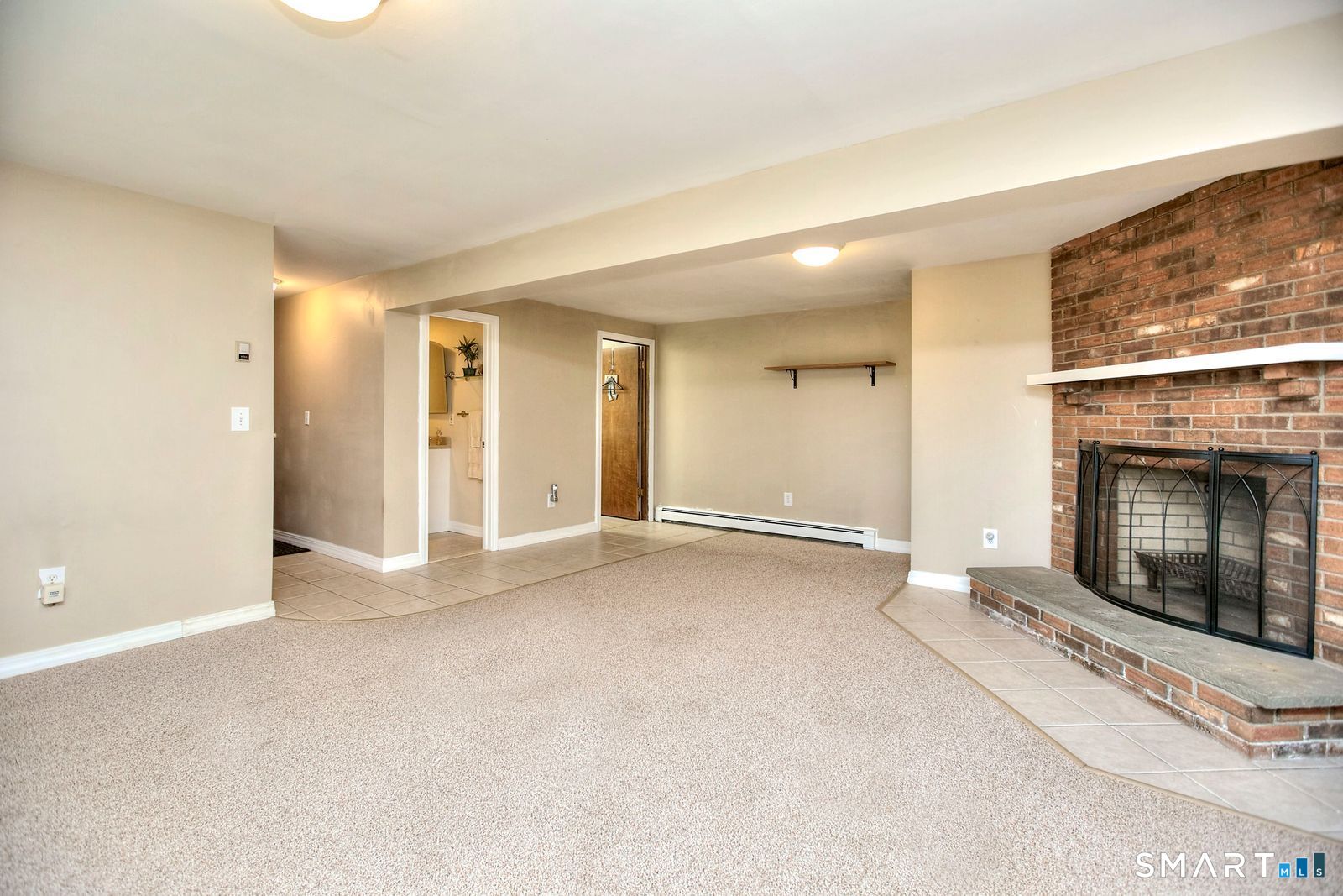 954 Howe Avenue Shelton CT 06484