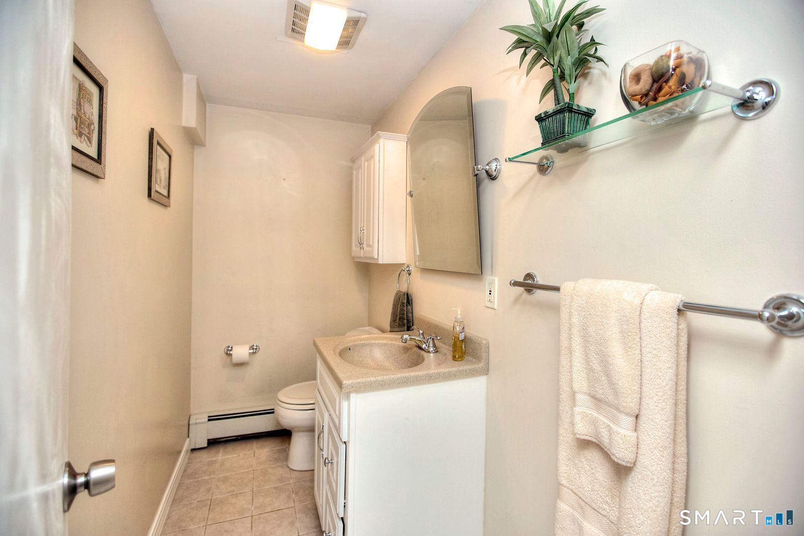 954 Howe Avenue Shelton CT 06484