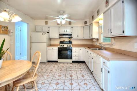 954 Howe Avenue Shelton CT 06484