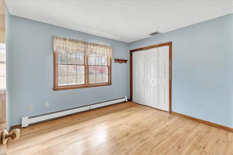 10 Shady Lane Redding CT 06896