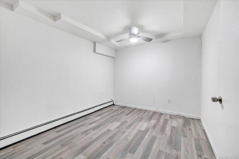 10 Shady Lane Redding CT 06896