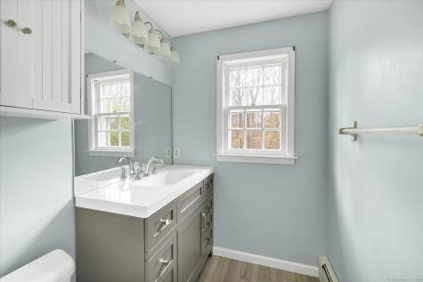 10 Shady Lane Redding CT 06896