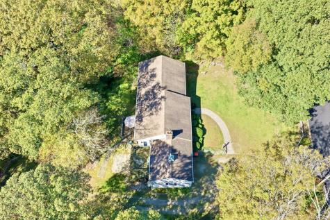 10 Shady Lane Redding CT 06896