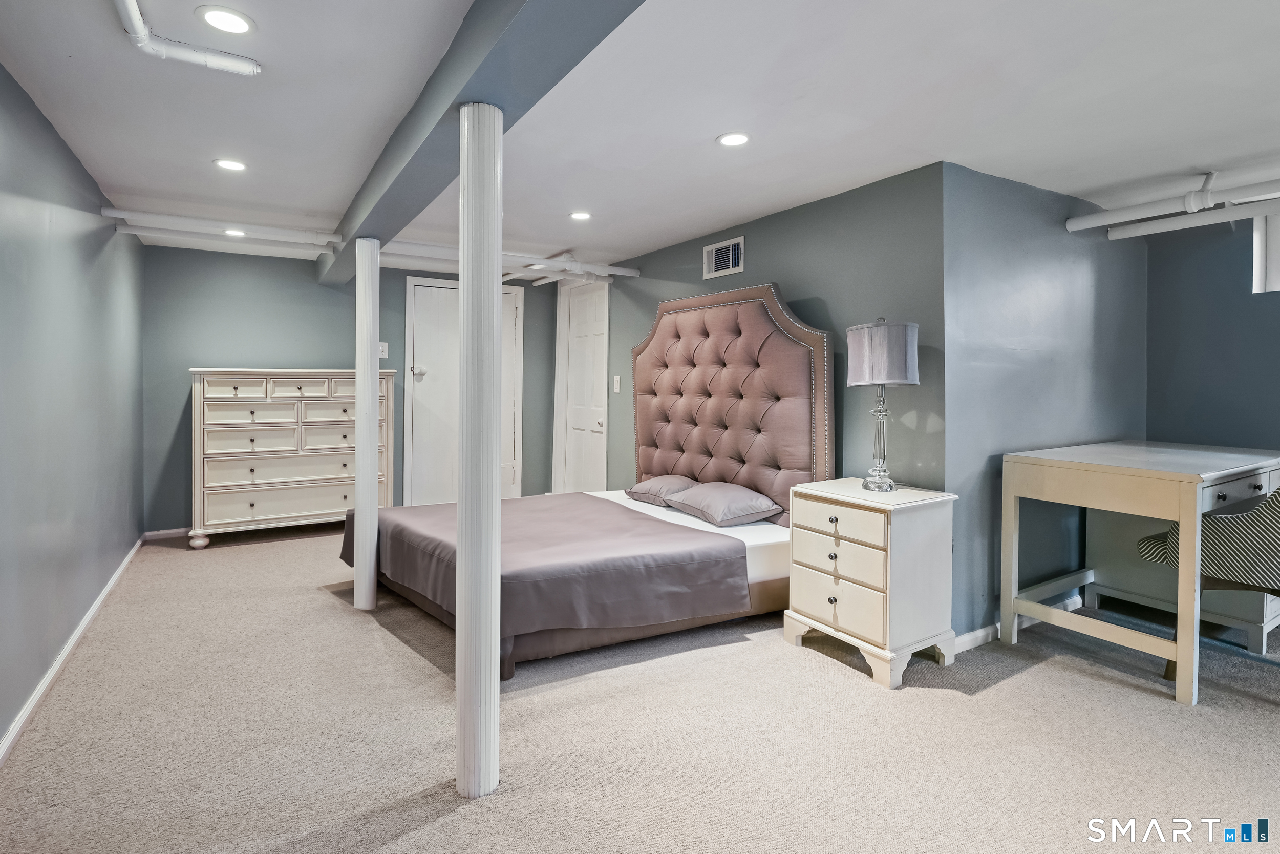 401 Jelliff Mill Road New Canaan CT 06840