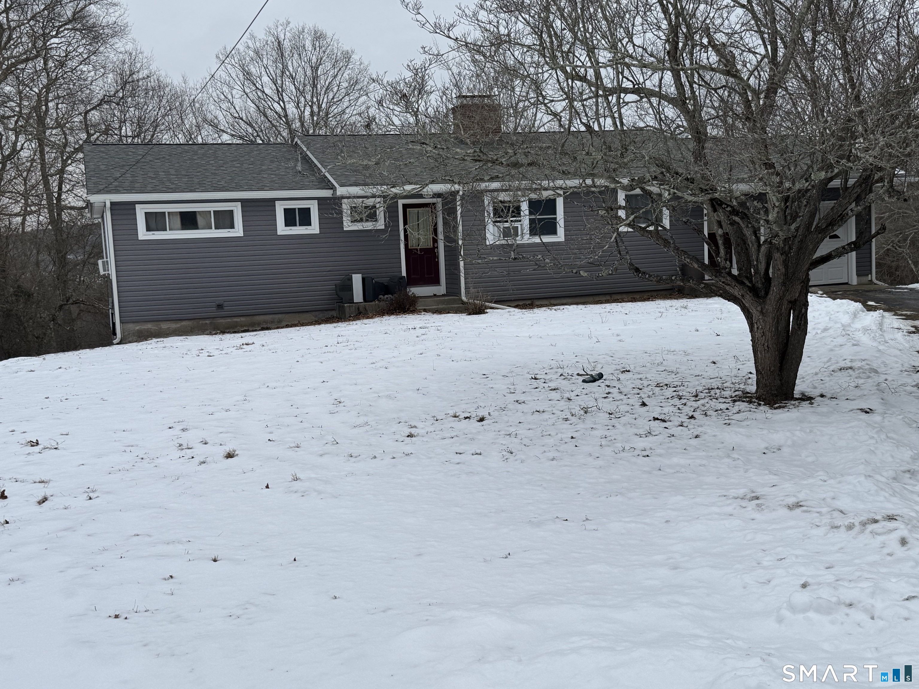 9 Oakridge Drive Ledyard CT 06335