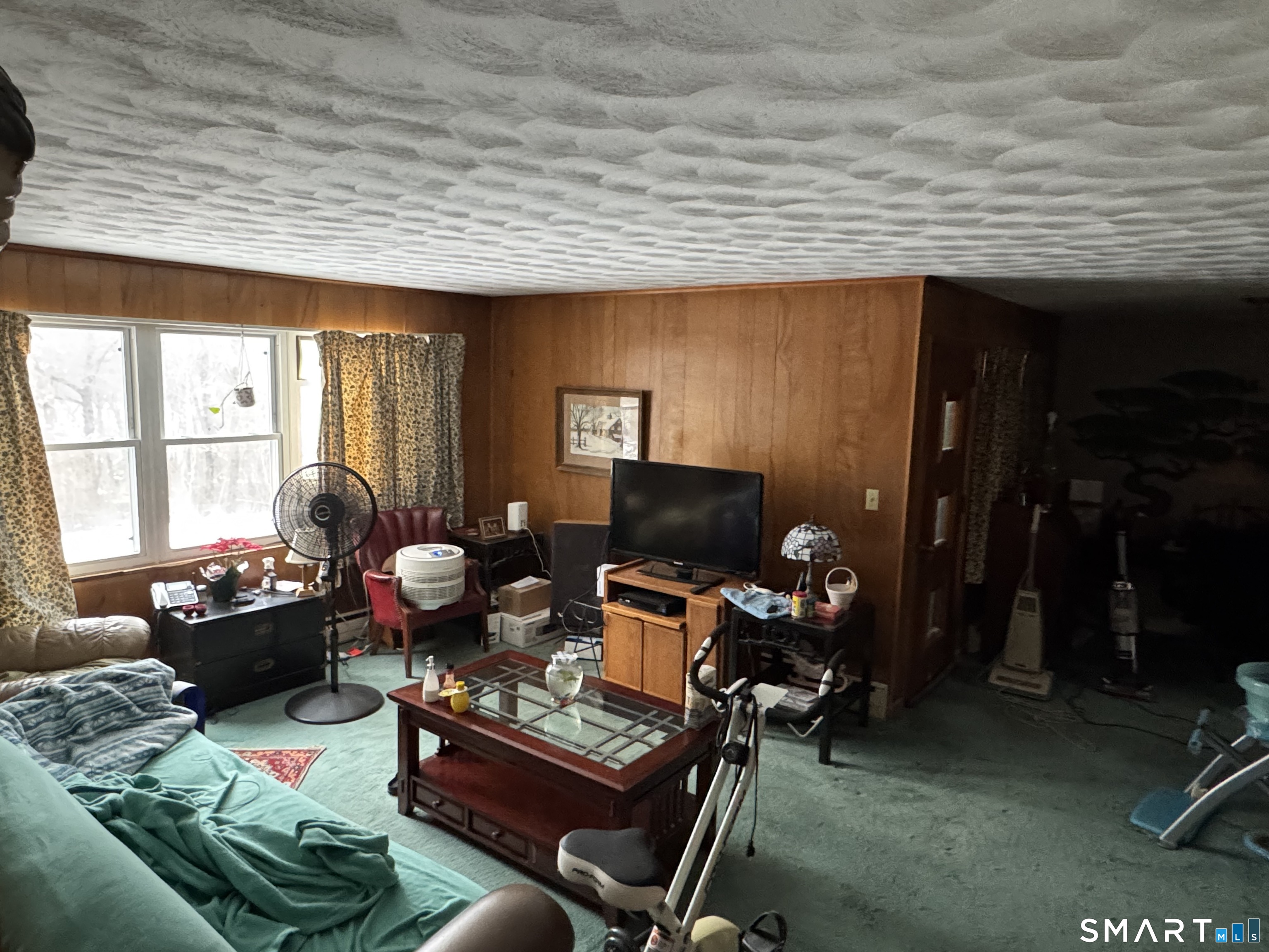 9 Oakridge Drive Ledyard CT 06335