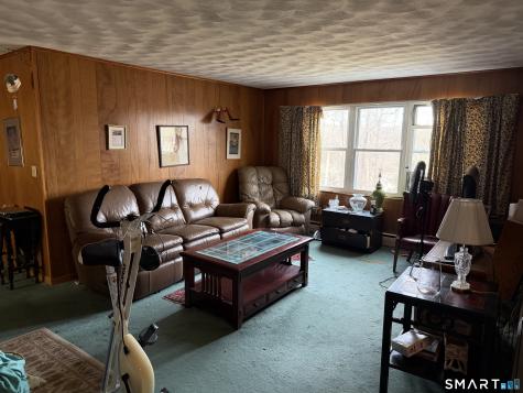 9 Oakridge Drive Ledyard CT 06335