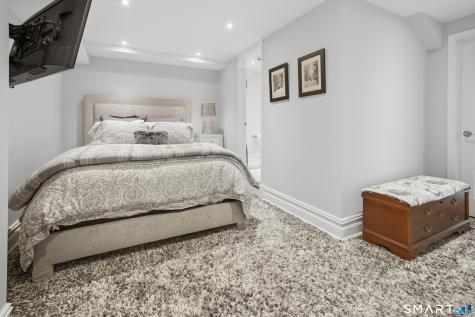 42 Anvill Road Fairfield CT 06890