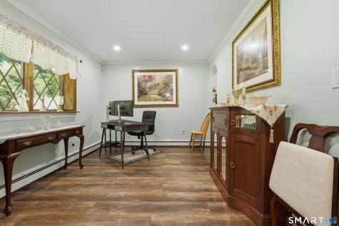 37 Tunnel Road Newtown CT 06470