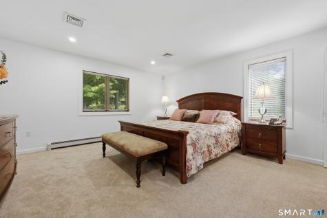37 Tunnel Road Newtown CT 06470