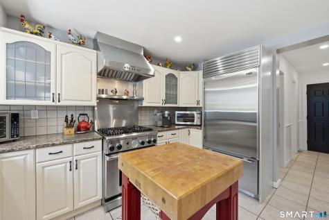 37 Tunnel Road Newtown CT 06470