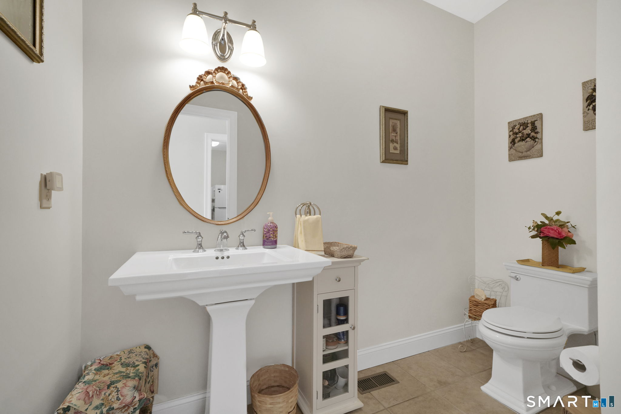 7 Charnley Road Enfield CT 06082