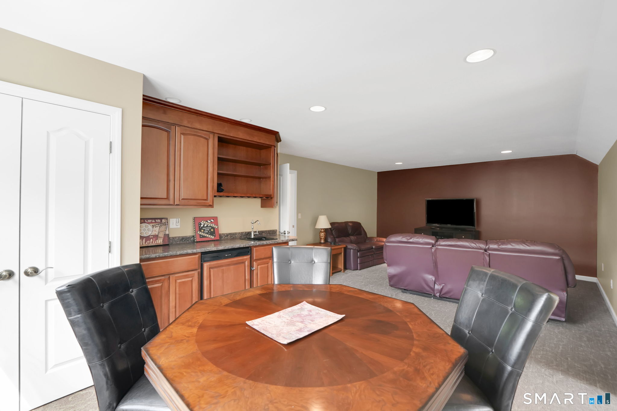7 Charnley Road Enfield CT 06082