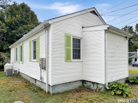 134 Mansfield Grove Road East Haven CT 06512