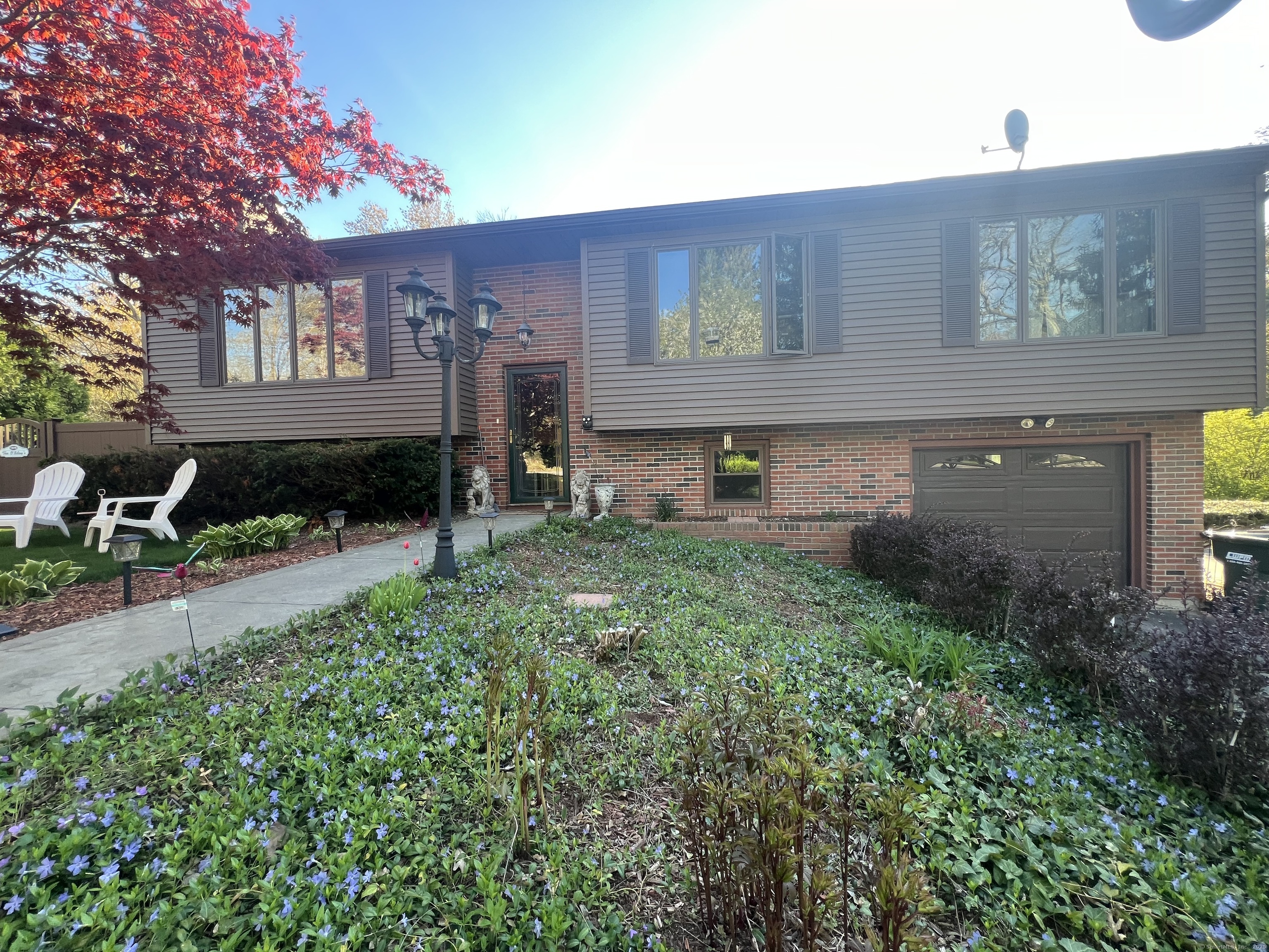 1578 Old Colchester Road Montville CT 06370