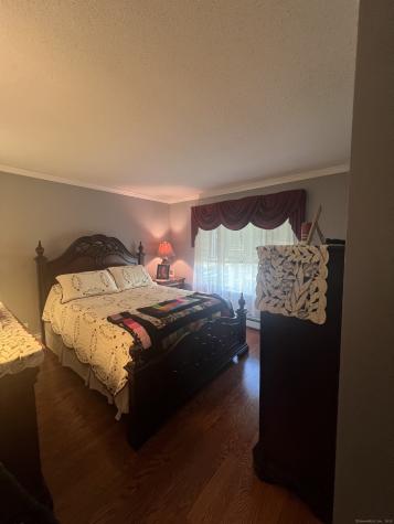 1578 Old Colchester Road Montville CT 06370