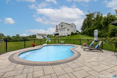 25 Bonnie Vu Lane New Milford CT 06776