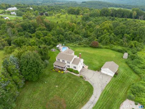25 Bonnie Vu Lane New Milford CT 06776