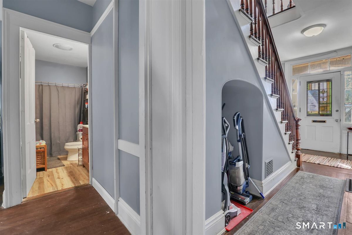 66 Burnside Avenue East Hartford CT 06108