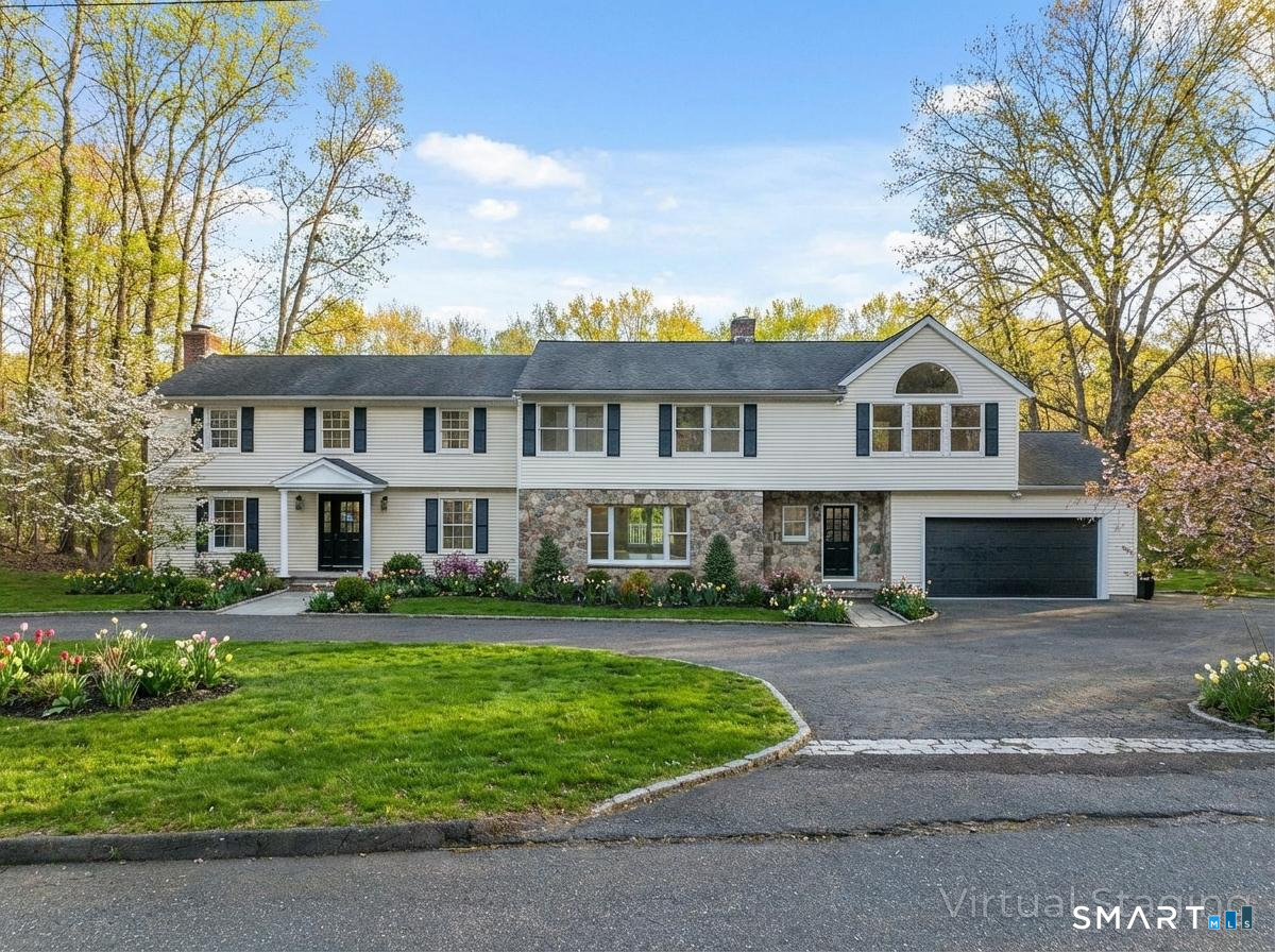 12 Werf Drive Redding CT 06896