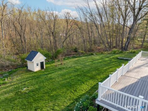 12 Werf Drive Redding CT 06896