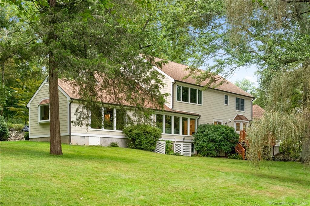 21 Driftway Lane New Canaan CT 06840