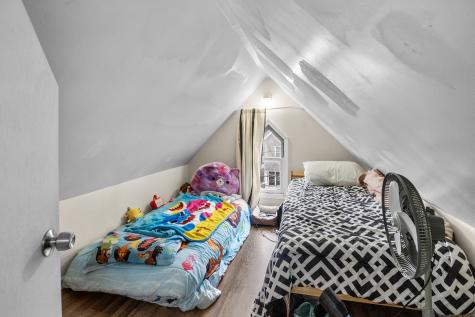 369 Park Street Bridgeport CT 06608