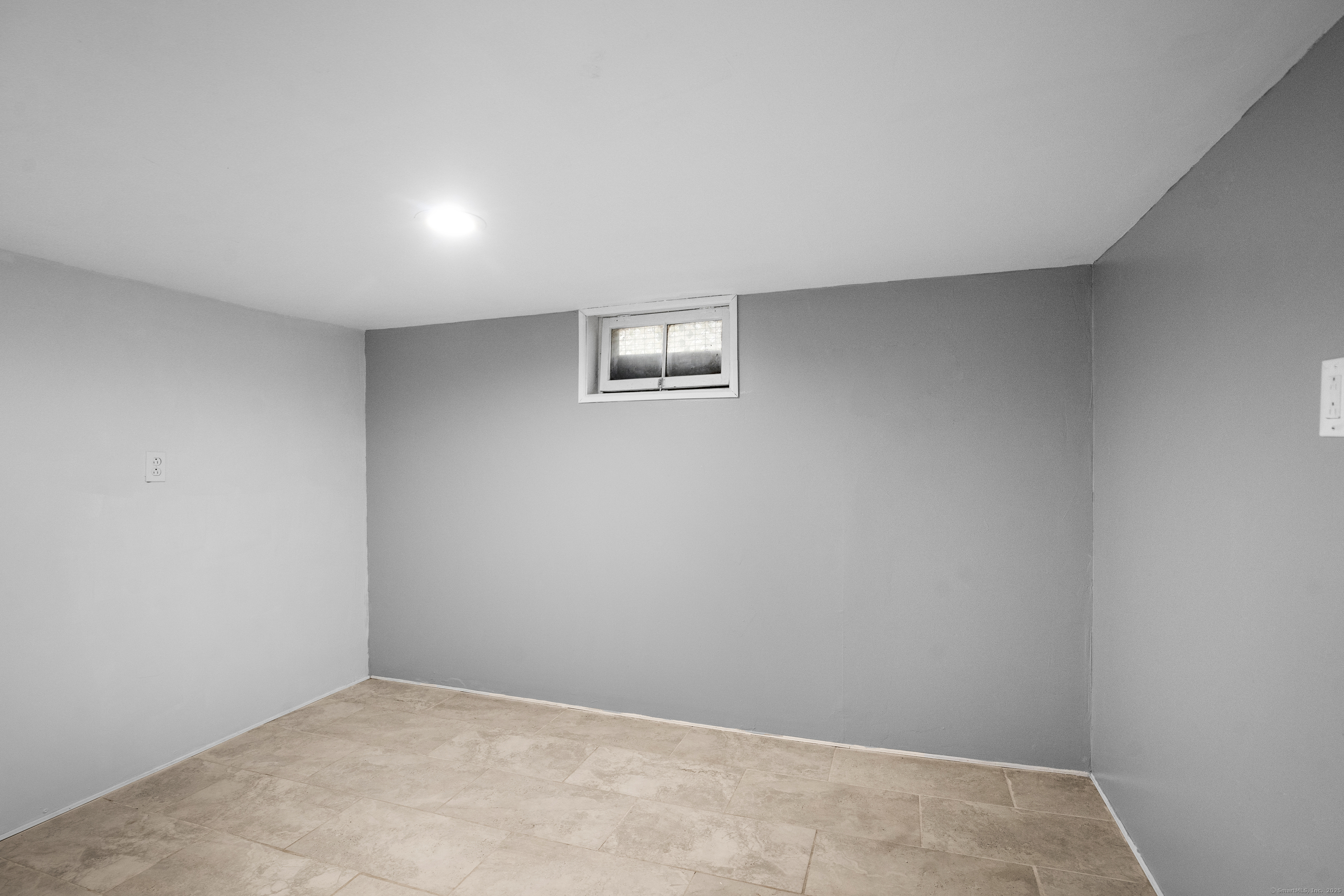 369 Park Street Bridgeport CT 06608