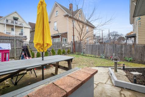 369 Park Street Bridgeport CT 06608