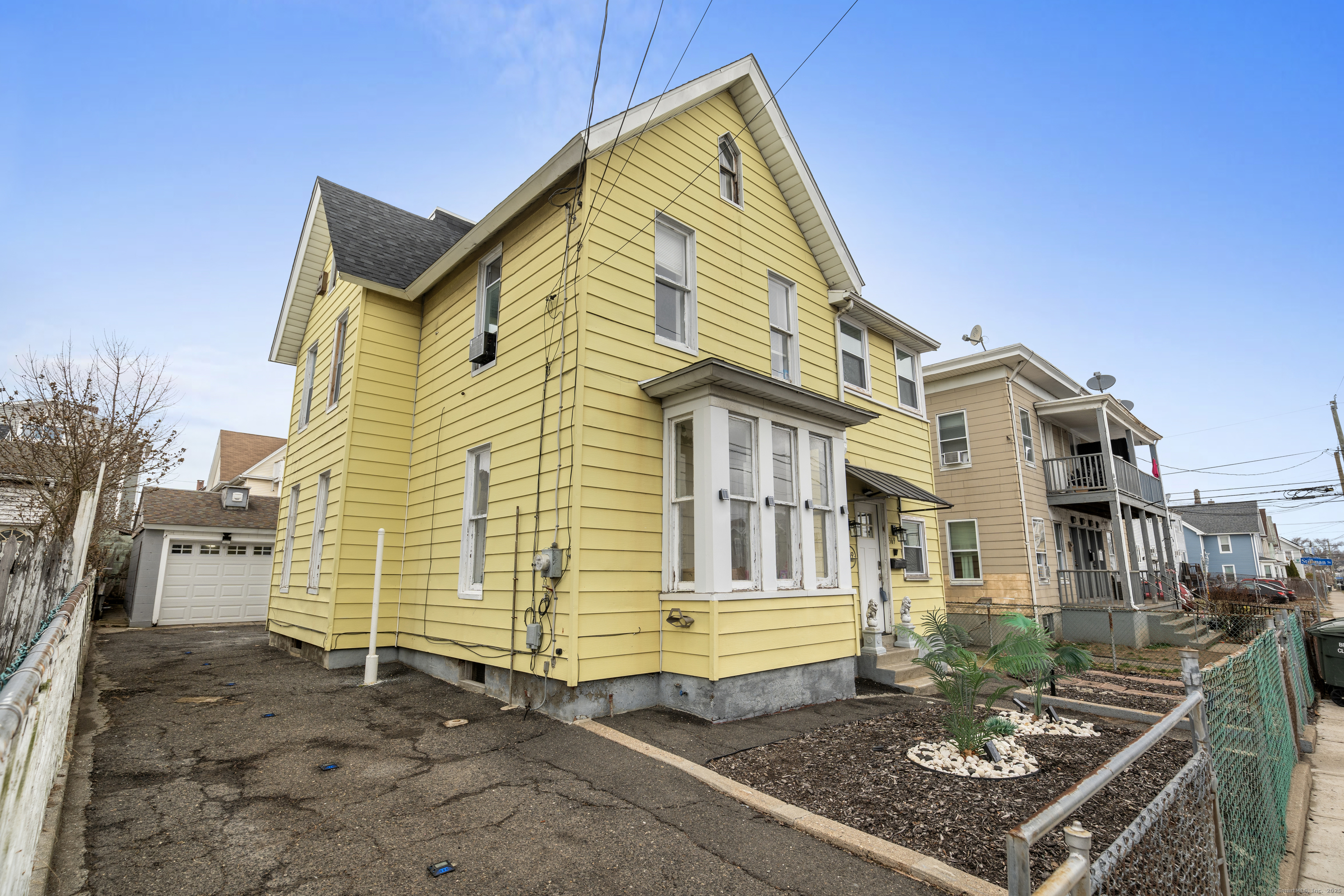 369 Park Street Bridgeport CT 06608