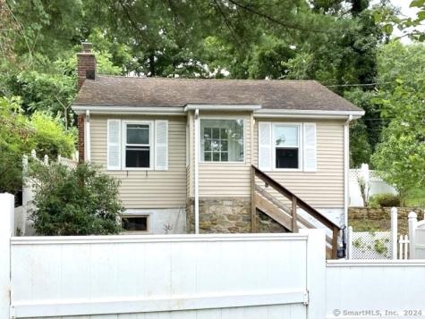12 Yale Drive New Fairfield CT 06812