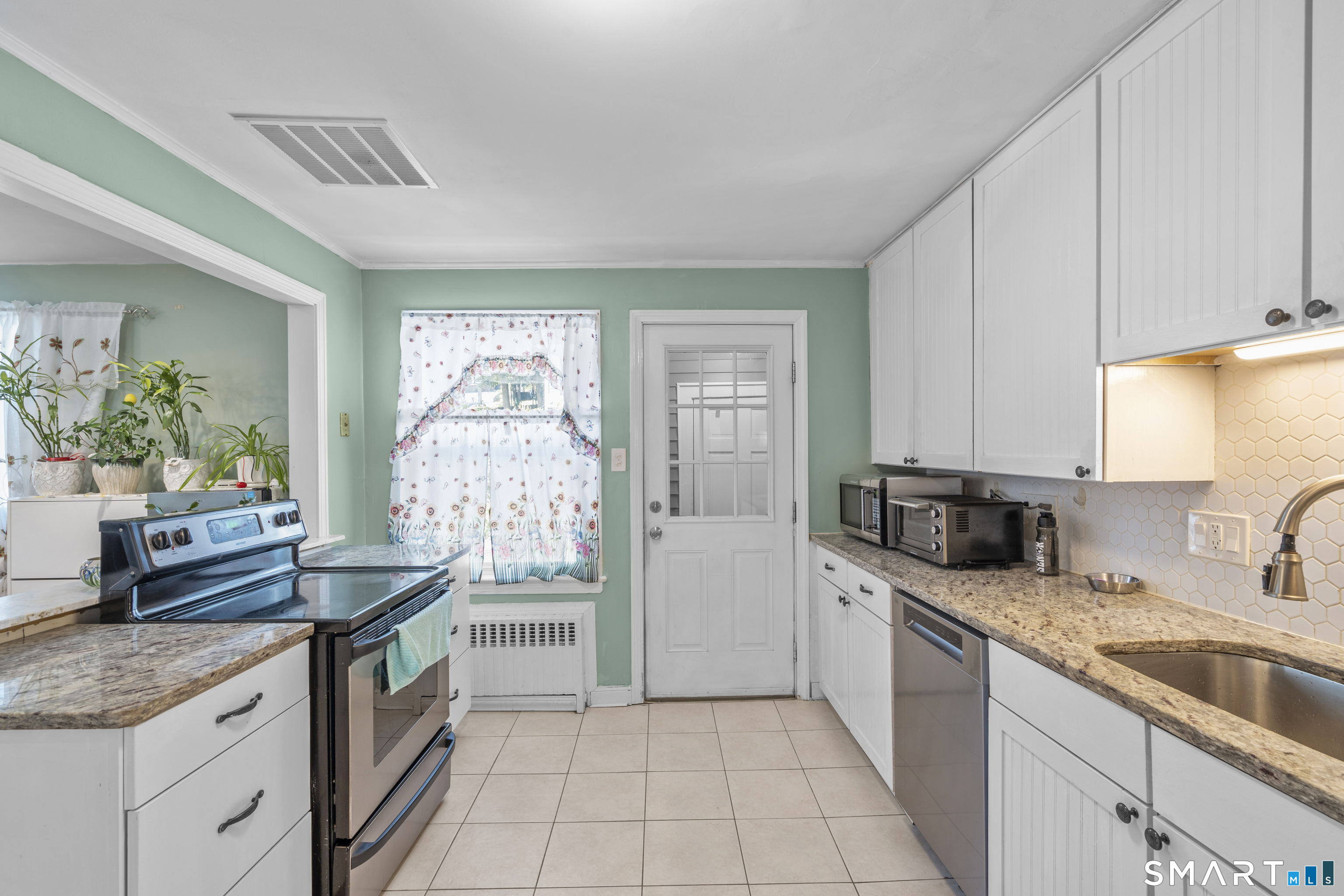 216 Hillside Avenue Naugatuck CT 06770