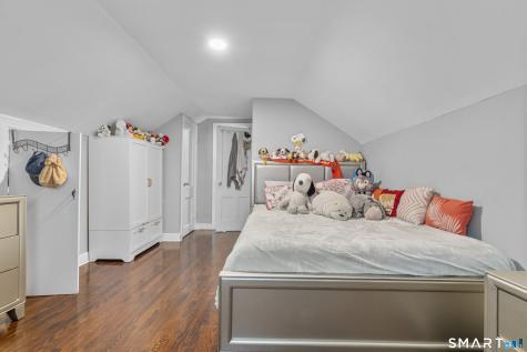 216 Hillside Avenue Naugatuck CT 06770